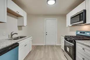 4626 Utah Ave, Dallas, TX 75216 - Photo 9