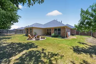 127 North Point Dr, Krum, TX 76249 - Photo 25