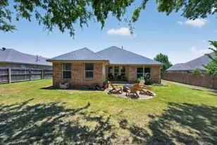 127 North Point Dr, Krum, TX 76249 - Photo 23