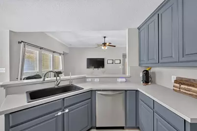 127 N Point Drive, Krum, TX 76249 - Photo 11