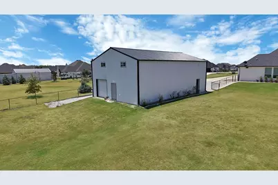 244 Harvard Lane, Springtown, TX 76082 - Photo 31