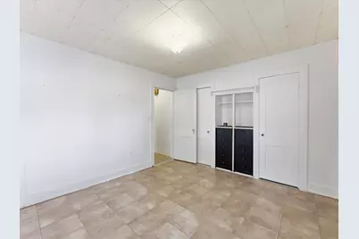 630 W Thompson Street, Jacksboro, TX 76458 - Photo 9