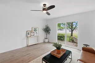 4318 Overlook Ct, Granbury, TX 76049 - Photo 11