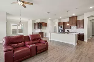12601 Panther Creek Dr, Godley, TX 76044 - Photo 7