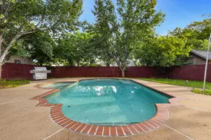 2529 Syracuse Dr, Irving, TX 75062 - Photo 29