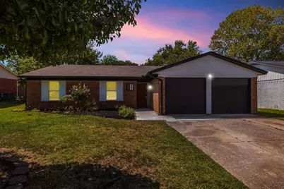 602 S Waxahachie Street, Mansfield, TX 76063 - Photo 1
