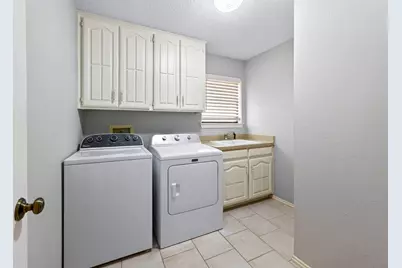 405 Charleston Court, Hurst, TX 76054 - Photo 21