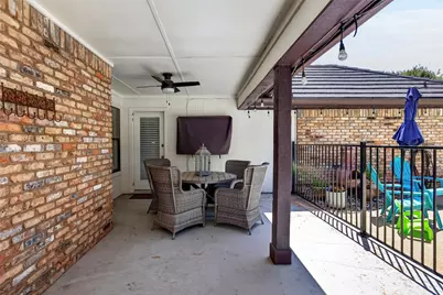 405 Charleston Court, Hurst, TX 76054 - Photo 31