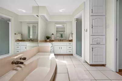 405 Charleston Court, Hurst, TX 76054 - Photo 17