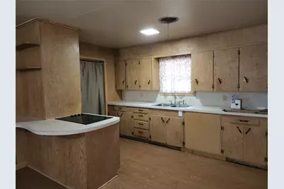 925 E North 13th Street, Abilene, TX 79601 - Photo 3