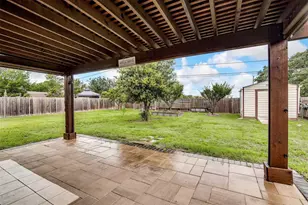 937 Springhill Dr, Burleson, TX 76028 - Photo 19