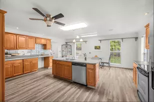 328 Creekview Meadows Dr, Springtown, TX 76082 - Photo 3