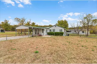 328 Creekview Meadows Drive, Springtown, TX 76082 - Photo 7