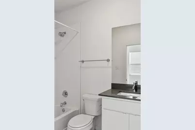 427 W 10th Street #101, Dallas, TX 75208 - Photo 15