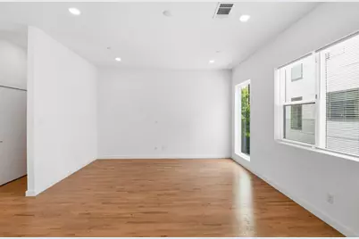 427 W 10th Street #101, Dallas, TX 75208 - Photo 9