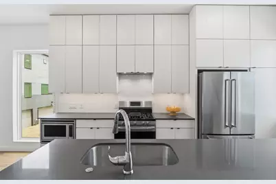 427 W 10th Street #101, Dallas, TX 75208 - Photo 5