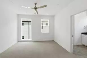 427 W 10th St, Dallas, TX 75208 - Photo 17