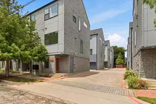 427 W 10th St, Dallas, TX 75208 - Photo 1
