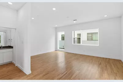 427 W 10th Street #101, Dallas, TX 75208 - Photo 7