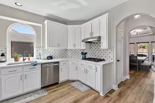 13408 Fishing Hole Ln, Fort Worth, TX 76052 - Photo 7