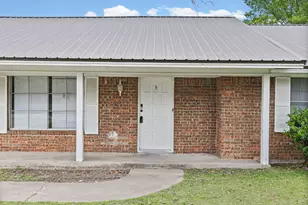 3 Timberside Dr, Greenville, TX 75402 - Photo 3