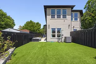 2722 Hondo Ave, Dallas, TX 75219 - Photo 3