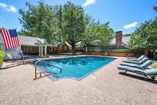 1379 Roaring Springs Rd, Fort Worth, TX 76114 - Photo 25