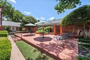 1379 Roaring Springs Rd, Fort Worth, TX 76114 - Photo 33