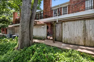 1379 Roaring Springs Rd, Fort Worth, TX 76114 - Photo 29