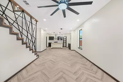 6027 Verde Way, Dallas, TX 75211 - Photo 3