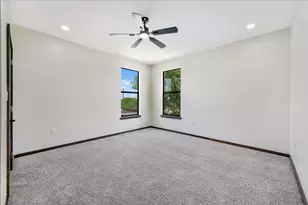 6027 Verde Way, Dallas, TX 75211 - Photo 17