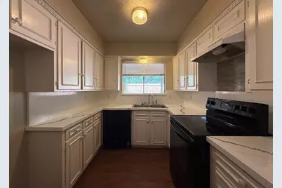730 Londonderry Lane #734, Denton, TX 76205 - Photo 5