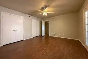 730 Londonderry Ln, Denton, TX 76205 - Photo 7