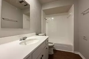 730 Londonderry Ln, Denton, TX 76205 - Photo 11