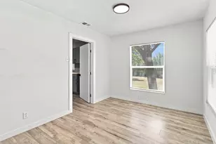 800 Winnie St, Fort Worth, TX 76112 - Photo 23