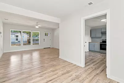800 Winnie Street, Fort Worth, TX 76112 - Photo 25