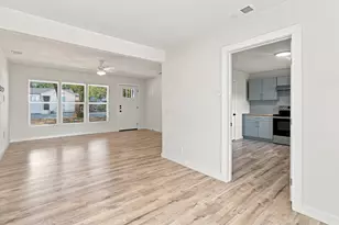 800 Winnie St, Fort Worth, TX 76112 - Photo 25