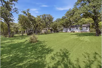 800 Winnie Street, Fort Worth, TX 76112 - Photo 29