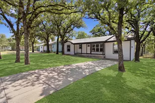 800 Winnie St, Fort Worth, TX 76112 - Photo 17