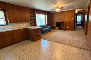 310 SW 7th St, Kerens, TX 75144 - Photo 5