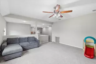 825 Crest Breeze Dr, Fort Worth, TX 76052 - Photo 25