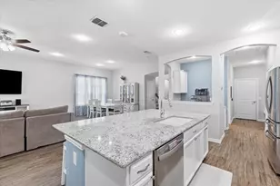 825 Crest Breeze Dr, Fort Worth, TX 76052 - Photo 11