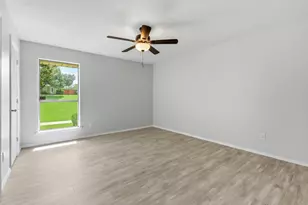 2308 Carol Good Ln, Carrollton, TX 75006 - Photo 15
