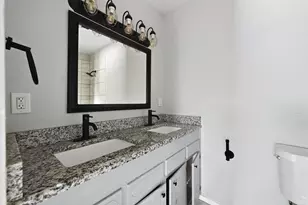 2403 Robin Cir, Denton, TX 76209 - Photo 15