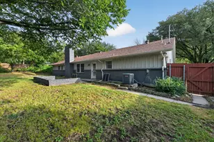 2403 Robin Cir, Denton, TX 76209 - Photo 25