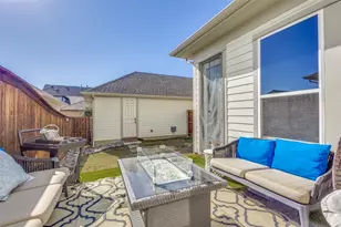 1132 Moonstone St, Carrollton, TX 75007 - Photo 25