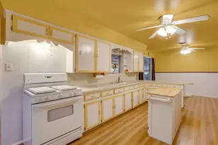 4536 County Rd 806, Cleburne, TX 76031 - Photo 21