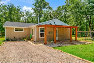 821 County Rd 43830, Paris, TX 75462 - Photo 23