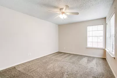 2621 Piedras, Irving, TX 75038 - Photo 9
