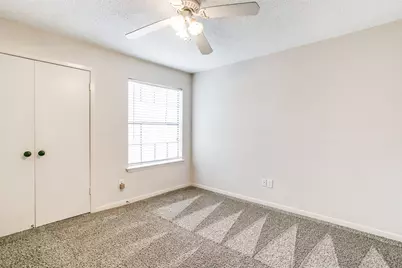 2621 Piedras, Irving, TX 75038 - Photo 11